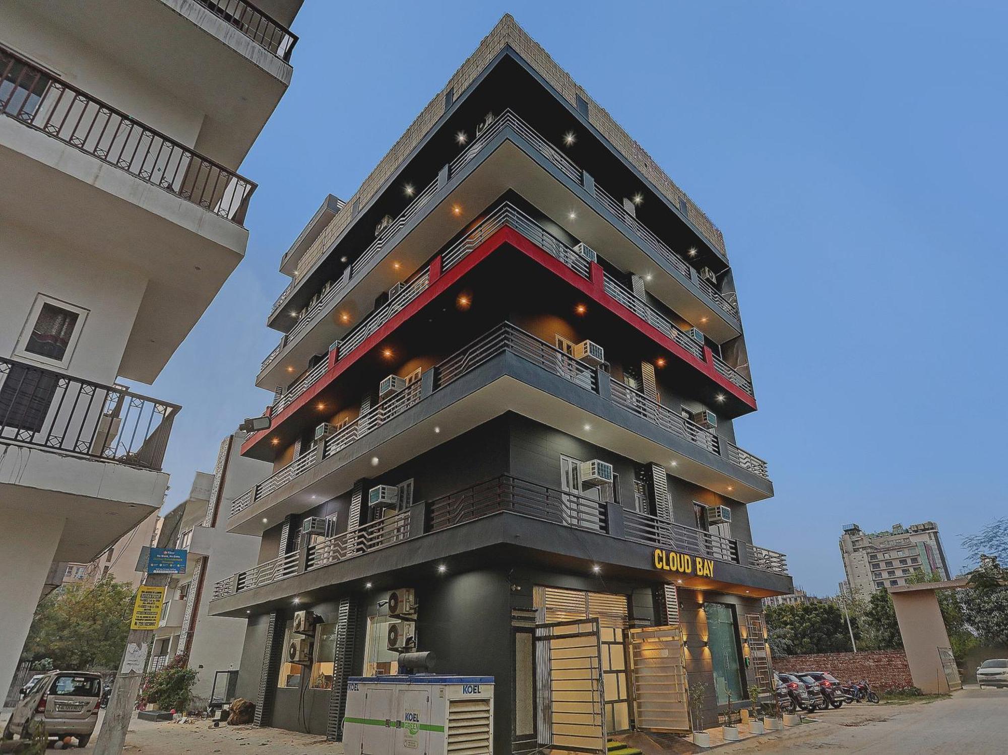 Hotel Super Townhouse Cloud Bay, Near Genpact, Sector-69, Gurgaon Exterior foto