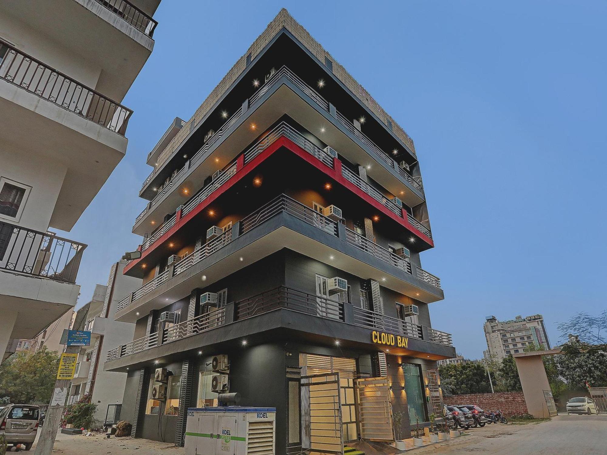 Hotel Super Townhouse Cloud Bay, Near Genpact, Sector-69, Gurgaon Exterior foto